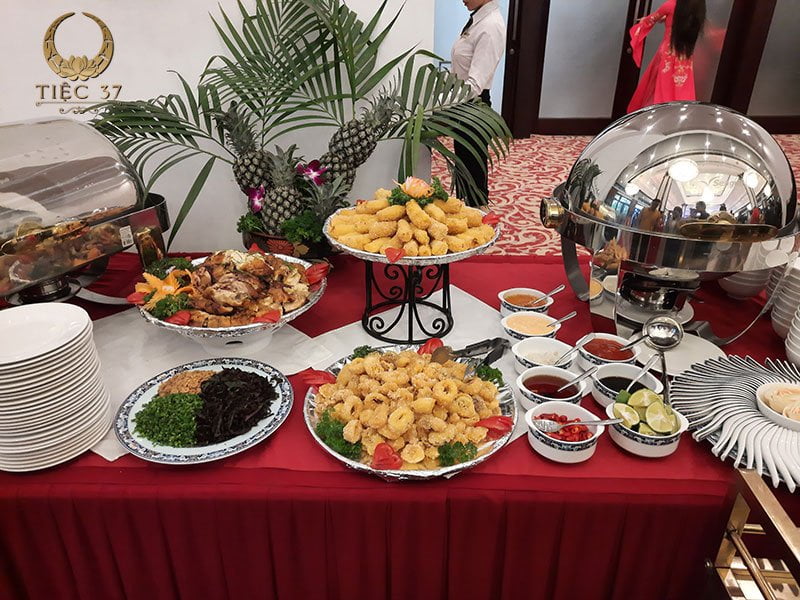Những lợi ích của dịch vụ đặt tiệc buffet lưu động tại Tiệc 37