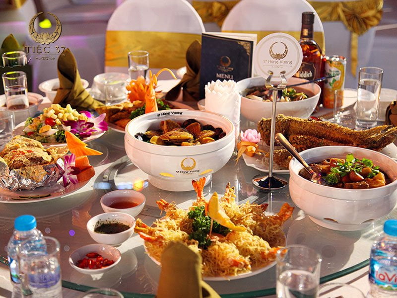 Thực đơn món ngon đặt tiệc đa dạng và phong phú