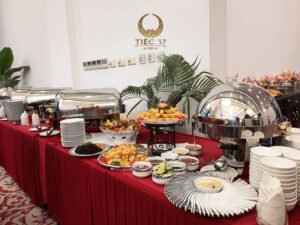 Cách setup bàn tiệc buffet đúng chuẩn nhà hàng