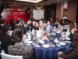 Tiệc cuối năm cùng những ý tưởng trang hoàng lộng lẫy
