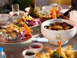 Trải nghiệm nét ẩm thực độc đáo khi tổ chức tiệc tại nhà hàng và đặt tiệc tại nhà