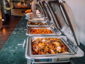 Đặt tiệc buffet lưu động tại nhà với dịch vụ tiệc uy tín tại Hà Nội