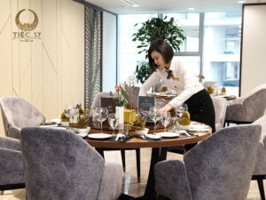 Những điều cần biết khi sử dụng dịch vụ tiệc lưu động trọn gói