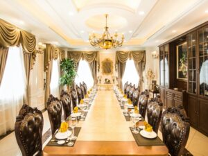 Xu hướng tổ chức tiệc Giáng sinh tại nhà hàng sang trọng