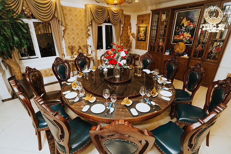 Nhà hàng 37A Hùng Vương sở hữu hệ thống phòng VIP sang trọng, hiện đại và riêng tư