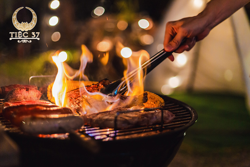 Outside Catering là gì? Khám phá xu hướng tiệc đẳng cấp nhất hiện nay 