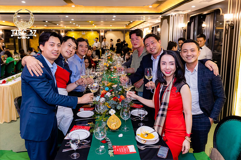Top 3 địa chỉ đặt tiệc cuối năm uy tín chuyên nghiệp số 1 Hà Nội TOP 3 địa chỉ đặt tiệc cuối năm uy tín chuyên nghiệp số 1 Hà Nội