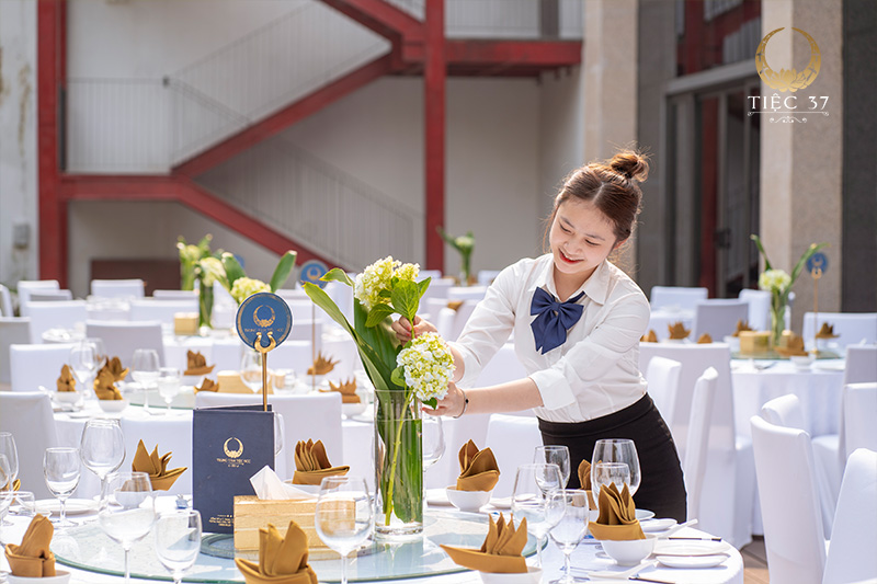 Đặt tiệc lưu động: tối ưu chi phí, thời gian cho một bữa tiệc thành công trọn vẹn