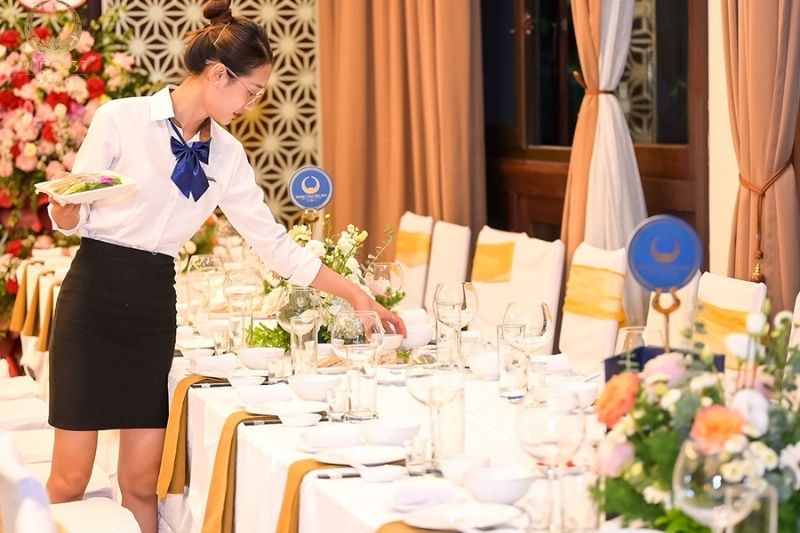 Dịch vụ đặt tiệc công ty trọn gói gồm những gì? Dịch vụ đặt tiệc công ty trọn gói gồm những gì?