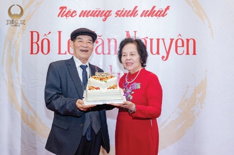 Gợi ý cách đặt tiệc sinh nhật phù hợp với từng độ tuổi Gợi ý cách đặt tiệc sinh nhật phù hợp với từng độ tuổi