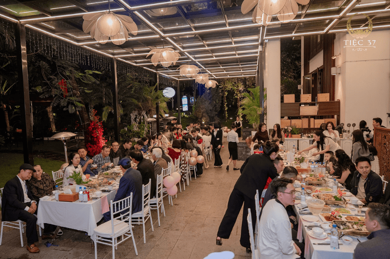 Tiệc cuối năm ở đâu? Lựa chọn địa điểm hoàn hảo cho mùa year end party