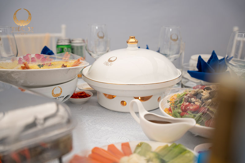 Mâm cỗ tại gia - trọn vị mọi nhà: Giải pháp hoàn hảo cho bữa tiệc ấm cúng Mâm cỗ tại gia - trọn vị mọi nhà