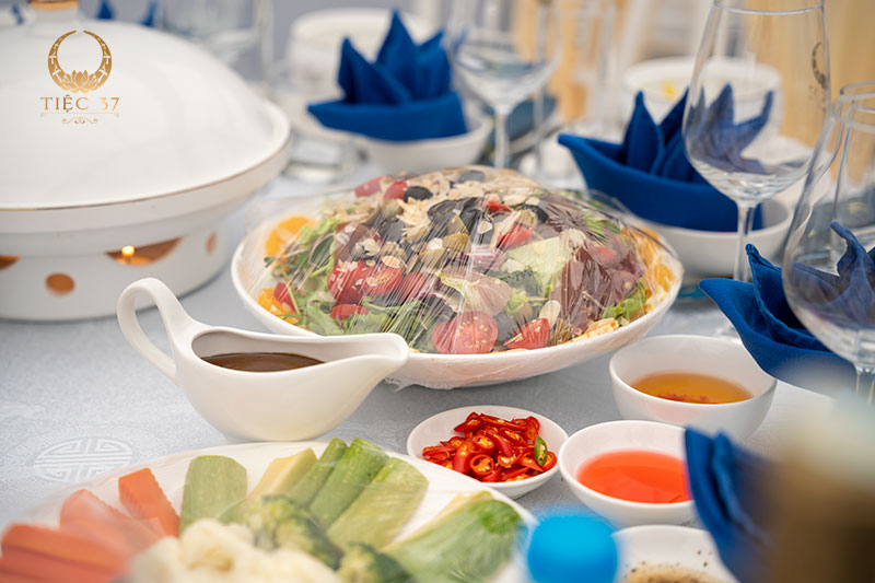 Mâm cỗ tại gia - trọn vị mọi nhà: Giải pháp hoàn hảo cho bữa tiệc ấm cúng Mâm cỗ tại gia - trọn vị mọi nhà