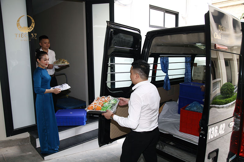 Mâm cỗ tại nhà ở Hà Nội: Giải pháp tiệc tùng ấm cúng và sang trọng Mâm cỗ tại nhà ở Hà Nội: Giải pháp tiệc tùng ấm cúng và sang trọng
