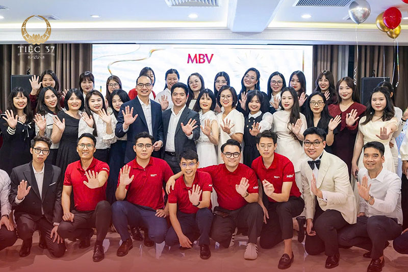 Những lưu ý khi tổ chức tiệc sinh nhật doanh nghiệp độc đáo và ý nghĩa Những lưu ý khi tổ chức tiệc sinh nhật doanh nghiệp độc đáo và ý nghĩa