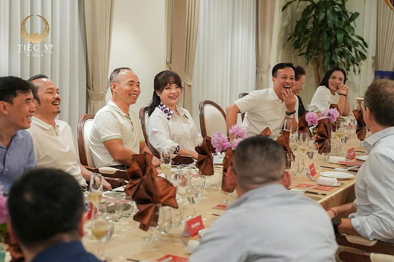 Những lưu ý khi tổ chức tiệc sinh nhật doanh nghiệp độc đáo và ý nghĩa Những lưu ý khi tổ chức tiệc sinh nhật doanh nghiệp độc đáo và ý nghĩa
