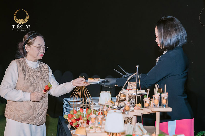 Canape - Nâng tầm mọi bữa tiệc đẳng cấp và tinh tế Canape - Nâng tầm mọi bữa tiệc đẳng cấp và tinh tế