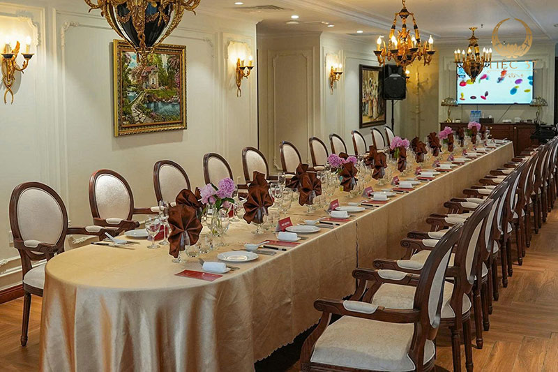 Kinh nghiệm tổ chức tiệc hè cho doanh nghiệp độc đáo và ấn tượng