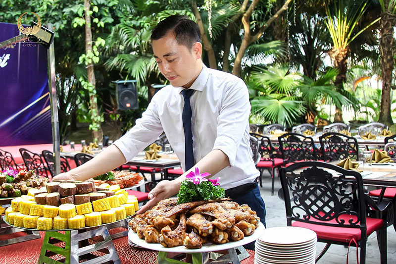 Tiệc tri ân trưởng thành - Dấu mốc bước qua ngưỡng cửa mới vào đời