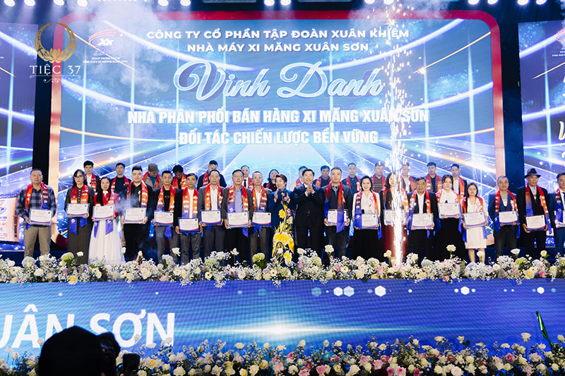 Outside catering - Giải pháp tiệc trọn gói cho doanh nghiệp Outside catering - Giải pháp tiệc trọn gói cho doanh nghiệp