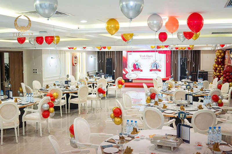Year End Party 2026 | Ưu đãi tiệc cuối năm lên đến 15 triệu đồng