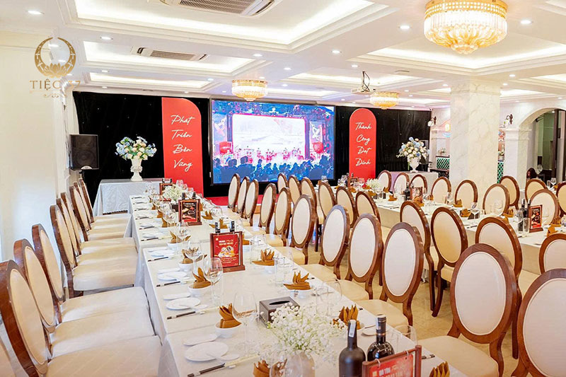 Year End Party 2026 | Ưu đãi tiệc cuối năm lên đến 15 triệu đồng