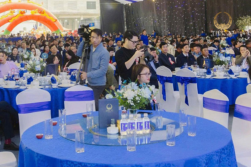 Tiệc kỷ niệm ngày thành lập doanh nghiệp