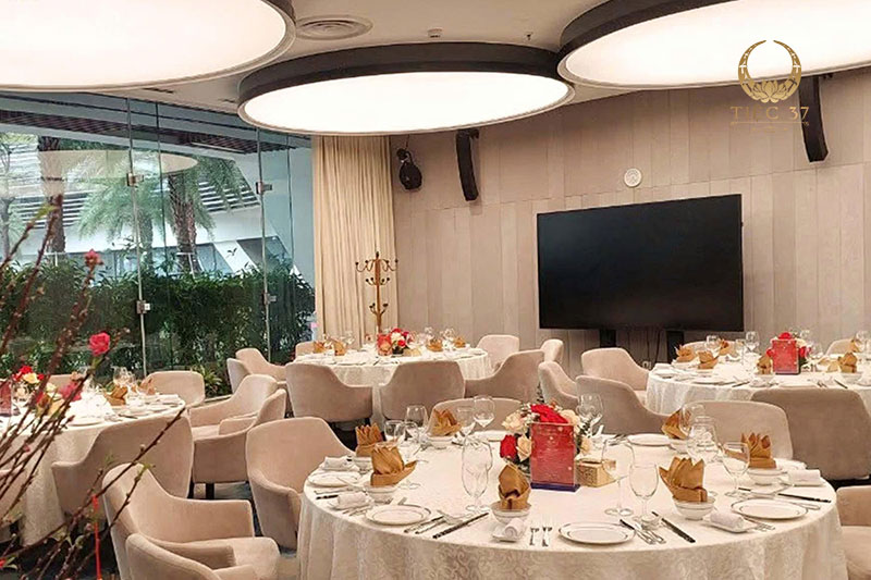 Tiệc tại cơ quan - Từ ngôi nhà chung đến không gian tri ân gắn kết